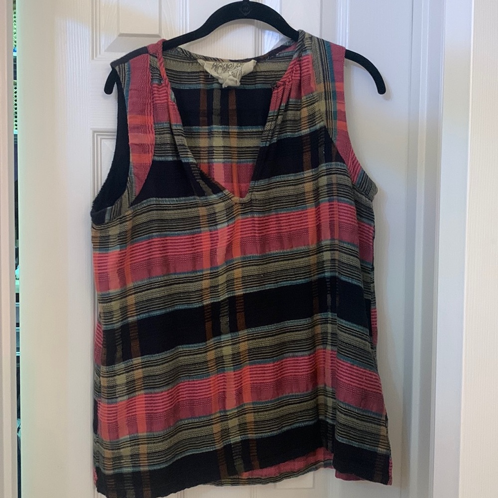 Ace & Jig top pink blue black. Med